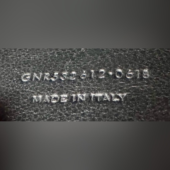 Saint Laurent Vicky Medium Bag - Picture 16 of 16